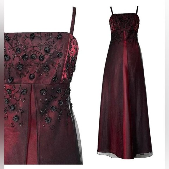 Caché Dress. Beautiful and very elegant dress/Size 4 - Picture 3 of 12